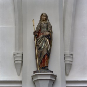 성녀 안나_photo by A. J. van der Wal_in the Church of St Lambertus in Linden_Netherlands.jpg